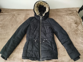 Куртки Куртки ^/--/^ Чорна жіноча куртка H&amp;M Divided з капюшоном  (XS/S, розмір 34/42) - фото фото фото