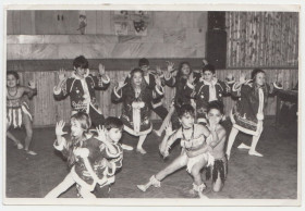 Листи, фото Письма, фото ^/--/^ Жизнь в СССР Дети Девочки Мальчики Танец ретро фото  (10 х 14,5) Р /--/ 9 ^_^^^ Діти Дівчинки Хлопчики Танець ретро фото (10 х 14,5) Р /--/ 9 - фото фото фото