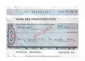 Чеки Чеки ^/--/^ 300 DM дойчмарок Specimen образец чек с вод. знаками Немецкий язык 1972 Giesecke &amp;amp;amp; Devri ^_^^^ 300 DM дойчмарок Specimen зразок чек з вод. знаками Німецька мова 1972 Giesecke &amp;amp;amp; Devri - фото фото фото