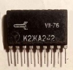 Мікросхеми Микросхемы ^/--/^ Мікросхема К /--/ 2 /--/ ЖА /--/ 242 VII-76 SIP /--/ 9 ^_^^^ Микросхема К /--/ 2 /--/ ЖА /--/ 242 VII-76 SIP /--/ 9 - фото фото фото