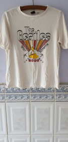 Футболки, майки Футболки, майки ^/--/^ Футболка &amp;quot;The Beatles&amp;quot;  (60% cotton/40% modal, ladies euro 40, Sri Lanka) б/у ^_^^^ Футболка &amp;quot;The Beatles&amp;quot; (60% cotton/40% modal, ladies euro 40, Sri Lanka) б/у - фото фото фото