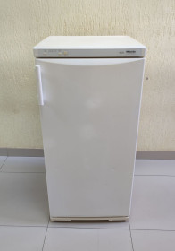 Морозильники Морозильники ^/--/^ Морозильна камера Miele F /--/ 7134 /--/ S 190 л 5 ящиків клас A суперзаморожування б/в ^_^^^ Морозильная камера Miele F /--/ 7134 /--/ S 190 л 5 ящиков класс A суперзамораживание б/у - фото фото фото