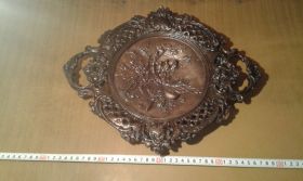Статуетки, Скульптури, Фігурки, Фарфор Статуэтки, Скульптуры, Фигурки, Фарфор ^/--/^ Птицы и музыкальные инструменты Панно Блюдо Тарелка Поднос. Сплав ^_^^^ Птахи і музичні інструменти Панно Блюдо Тарелка Піднос. Сплав - фото фото фото