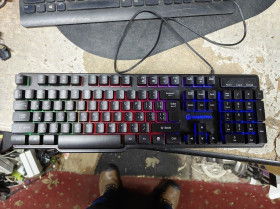 Клавіатури Клавиатуры ^/--/^ Игровая клавиатура с подсветкой RGB GamePro GK /--/ 380 USB № 26290101 ^_^^^ Ігрова клавіатура з підсвіткою RGB GamePro GK /--/ 380 USB No 26290101 - фото фото фото