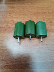 Конденсатори Конденсаторы ^/--/^ Конденсатор К /--/ 15-4 470 /--/ пФ 30 /--/ кВ - фото фото фото