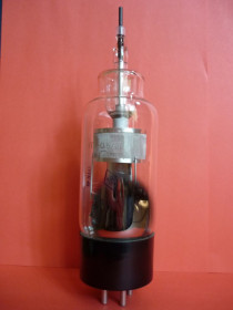 Радіолампи Радиолампы ^/--/^ Газотрон ГГ /--/ 1-0,5/20 - фото фото фото
