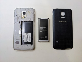 Samsung Samsung ^/--/^ Мобільний телефон Samsung g /--/ 800 /--/ f galaxy s /--/ 5 mini бу не дзвонить ^_^^^ Мобильный телефон Samsung g /--/ 800 /--/ f galaxy s /--/ 5 mini бу не звонит - фото фото фото