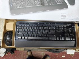 Комплекти Комплекты ^/--/^ Комплект беспроводной Microsoft Wireless Desktop 3050 WL Rus PP /--/ 3-00018 № 26040216 ^_^^^ Комплект бездротовий Microsoft Wireless Desktop 3050 WL Rus PP /--/ 3-00018 No 26040216 - фото фото фото