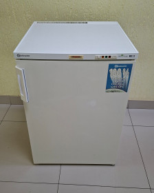 Морозильники Морозильники ^/--/^ Морозильна камера Bauknecht OKO-Cristal GKMG /--/ 1334 131 л, 4 відсіки, вживана ^_^^^ Морозильная камера Bauknecht OKO-Cristal GKMG /--/ 1334 131 л, 4 отсека, употребляемая - фото фото фото