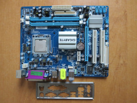 Материнські плати Материнские платы ^/--/^ Материнская плата Gigabyte GA-G /--/ 41 /--/ M-ES /--/ 2 /--/ L DDR /--/ 2 + процессор E /--/ 7600 ^_^^^ Матерінська плата Gigabyte GA-G /--/ 41 /--/ M-ES /--/ 2 /--/ L DDR /--/ 2 + процесор E /--/ 7600 - фото фото фото