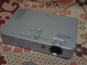 Проектори Проекторы ^/--/^ Портативный LCD проектор Panasonic LB-50 /--/ U  XGA ^_^^^ Портативний LCD проектор Panasonic LB-50 /--/ U XGA - фото фото фото
