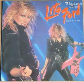 Платівки Пластинки ^/--/^ Lita Ford – Dancin&amp;apos; On The Edge  (Mercury – 818 864-1, Holland) insert NM-/NM- ^_^^^ Lita Ford – Dancin&amp;apos; On The Edge (Mercury – 818 864-1, Holland) insert NM-/NM- - фото фото фото