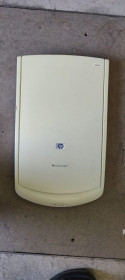 Сканери Сканеры ^/--/^ Планшетный сканер HP ScanJet 2400 № 230211102 ^_^^^ Планшетний сканер HP ScanJet 2400 No 230211102 - фото фото фото