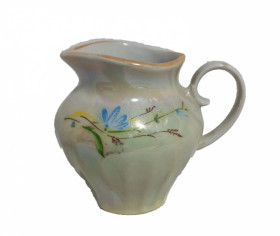 Статуетки, Скульптури, Фігурки, Фарфор Статуэтки, Скульптуры, Фигурки, Фарфор ^/--/^ Сливочник керамика 130 мл. Березновский 1981-1991 /--/ гг. винтаж Н /--/ 638 ^_^^^ Вершник кераміка 130 мл. Березновський 1981-1991 /--/ рр. гвинтаж Н /--/ 638 - фото фото фото