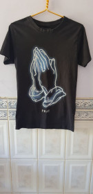 Футболки, майки Футболки, майки ^/--/^ Футболка &amp;quot;Mister Tee&amp;quot;  (100% cotton, S, Bangladesh) б/у ^_^^^ Футболка &amp;quot;Mister Tee&amp;quot; (100% cotton, S, Bangladesh) б/у - фото фото фото