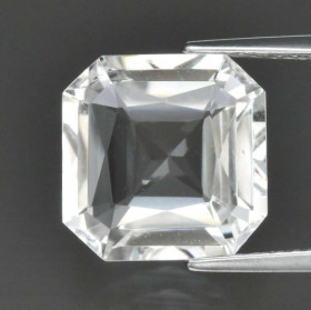 Кварц Кварц ^/--/^ Белый Кварц  5.63  ct   11 /--/ mm ^_^^^ Білий Кварц 5.63 ct 11 /--/ mm - фото фото фото