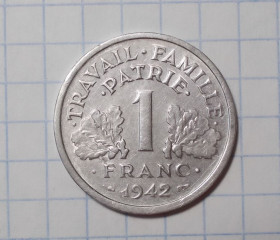 Франція Франция ^/--/^ Франция 1 франк 1942 режим Виши сохран ^_^^^ Франція 1 франк 1942 режим Віші збереження - фото фото фото