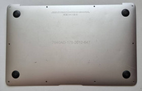 Інші комплектуючі Другие комплектующие ^/--/^ Нижня частина корпусу / Сервісна кришка MacBook Air A /--/ 1465 A /--/ 1370 (Late 2010 - Mid 2017) 604-2972 б/в  ^_^^^ Нижняя часть корпуса / Сервисная крышка MacBook Air A /--/ 1465 A /--/ 1370 (Late 2010 - Mid 2017) 604-2972 б/у - фото фото фото