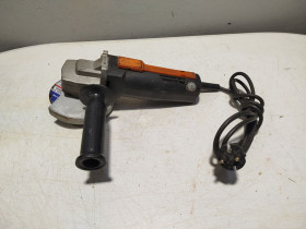 Болгарки Болгарки ^/--/^ Болгарка електрична BLACK&amp;DECKER 550 /--/ w від 1 /--/ грн ^_^^^ Болгарка электрическая BLACK&amp;DECKER 550 /--/ w от 1 /--/ грн - фото фото фото