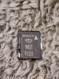 Карти пам'яті Карты памяти ^/--/^ Карта памяти 1 гб sony m /--/ 2 3.54/9.84 ^_^^^ Карта пам'яті 1 гб sony m /--/ 2 3.54/9.84 - фото фото фото