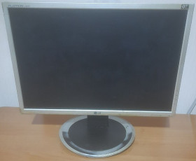 LG LG ^/--/^ Широкоформатний РК монітор 19 дюймів LG L /--/ 194 /--/ WS НЕ ВМИКАЄТЬСЯ ^_^^^ Широкоформатный РК монитор 19 дюймов LG L /--/ 194 /--/ WS не включается - фото фото фото