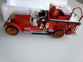 : Закордонні : Зарубежные ^/--/^ 1921 American LaFrance Fire Pumper by Yat Ming 1/43 ^_^^^ 1921 American LaFrance Fire Pumper by Yat Ming 1/4 - фото фото фото