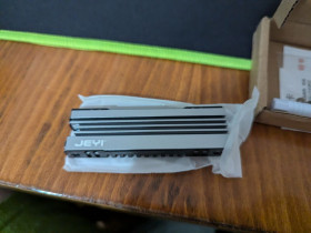 Системи охолодження Системы охлаждения ^/--/^ Jeyi Cool 007 Радіатор heatsink M /--/ 2 2280 7 /--/ mm 7 /--/ мм для SSD під відеокарту ^_^^^ Jeyi Cool 007 Радиатор heatsink M /--/ 2 2280 7 /--/ mm 7 /--/ мм для SSD под видеокарту - фото фото фото