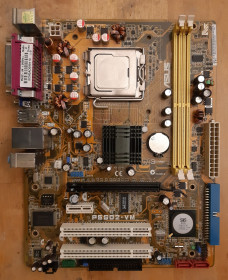 Материнські плати Материнские платы ^/--/^ Материнка Socket 775 ASUS P /--/ 5 /--/ SD /--/ 2-VM з підтримкою 4 ядра ^_^^^ Материнка Socket 775 ASUS P /--/ 5 /--/ SD /--/ 2-VM с поддержкой 4 ядра - фото фото фото