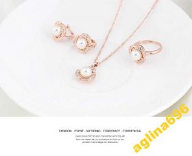 Набори Наборы ^/--/^ РОСКОШНЫЙ НАБОР ЖЕМЧУГ 3 в /--/ 1 Fashion /--/ 18 /--/ K gold ^_^^^ РОСКОШНИЙ НАБІР ЖЕМЧУГ 3 В /--/ 1 Fashion /--/ 18 /--/ K gold - фото фото фото