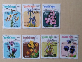 Флора Флора ^/--/^ Камбоджа 1985 г - цветыы, гаш ^_^^^ Камбоджа 1985 — квіти, гаш - фото фото фото