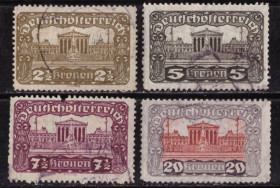 Австрія Австрия ^/--/^ Австрия. Здание парламента  (4 из 9) 1920 г. ^_^^^ Австрія. Будівля парламенту (4 з 9) 1920 р. - фото фото фото