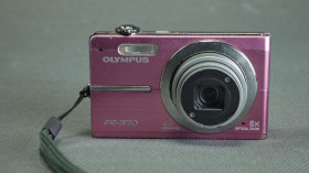 Olympus Olympus ^/--/^ Цифровой фотоаппарат 8.0 /--/ Mpix Olympus FE-370 +  4.55-18.2 мм EQ 28-112 мм Zoom lens x /--/ 4 рожевий Вживане ^_^^^ Цифровой фотоаппарат 8.0 /--/ Mpix Olympus FE-370 + 4.55-18.2 мм EQ 28-112 мм Zoom lens x /--/ 4 розовый употребляемое - фото фото фото