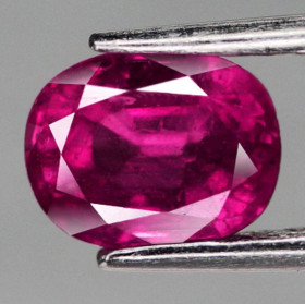 Рубін Рубин ^/--/^ Рубин натуральный  1.58 Ct. 7 x 5.5 x 4.3 mm ^_^^^ Рубін натуральний 1.58 Ct. 7 x 5.5 x 4.3 mm - фото фото фото