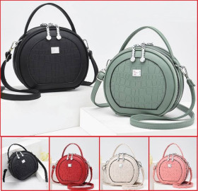 Сумки Сумки ^/--/^ Сумка жіноча кругла  Prada невелика, невелика сумка для дівчини Прада ^_^^^ Сумка женская круглая Prada небольшая, небольшая сумка для девушки Прада - фото фото фото