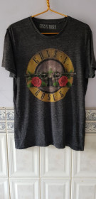 Футболки, майки Футболки, майки ^/--/^ Футболка &amp;quot;Guns N&amp;apos;Roses&amp;quot;  (50% cotton/50% polyester, L, Portugal) ^_^^^ Футболка &amp;quot;Guns N&amp;apos;Roses&amp;quot; (50% cotton/50% polyester, L, Portugal) - фото фото фото