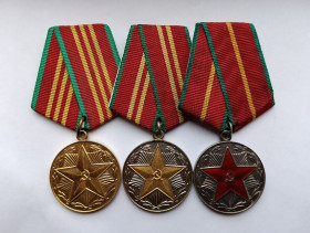 Медалі СРСР Медали СССР ^/--/^ Медаль &amp;quot;За безупречную службу&amp;quot;.МВД СССР.10.15.20 лет ^_^^^ Медаль &amp;quot; За бездоганну службу &amp;quot;.МВС СРСР.10.15.20 років - фото фото фото