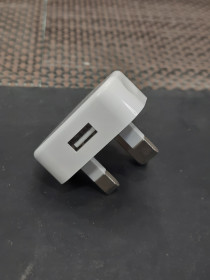 Зарядні пристрої Зарядные устройства ^/--/^ USB зарядка для телефона - фото фото фото