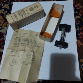 Радіолампи Радиолампы ^/--/^ Радиолампа видикон ЛИ-475, новый в коробке с паспортом, синие штампи. Редкость! Смотрите фото. Лот 1 шт. ^_^^^ Радіолампа видікон ЛІ-475, новий в коробці з паспортом, сині штампи. Рідкісність! Дивіться фото. Лот 1 шт. - фото фото фото