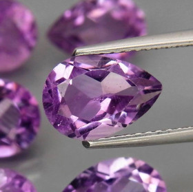 Аметист Аметист ^/--/^ Натуральный аметист 10 x 7 mm AAA ^_^^^ Натуральний аметист 10 x 7 mm AAA - фото фото фото