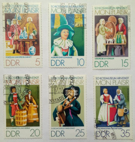НДР, ФРН ГДР, ФРГ ^/--/^ ГДР 1974 Костюмы, фарфор, ремесло, гашеные  (КЦ=3 евро) (I) ^_^^^ НДР 1974 Костюми, фарфор, ремесло, гашені (КЦ = 3 євро) (I) - фото фото фото