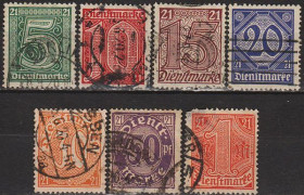 Веймарська республіка Веймарская республика ^/--/^ 1920 - Німеччина - Службові - нагад.21 Mi.16-22 _18,0 € _Повна серія ^_^^^ 1920 - Германия - Служебные - нагад.21 Mi.16-22 _18,0 € _Полная серия - фото фото фото