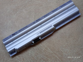 Акумулятори Аккумуляторы ^/--/^ Б/У Акумулятор SONY Model VGP-BPS /--/ 20/S 10.8 /--/ V 5200 /--/ mAh   (4 /--/ ч.) код А /--/ 155 ^_^^^ Б/У Аккумулятор SONY Model VGP-BPS /--/ 20/S 10.8 /--/ V 5200 /--/ m Ah (4 /--/ ч.) код А /--/ 155 - фото фото фото