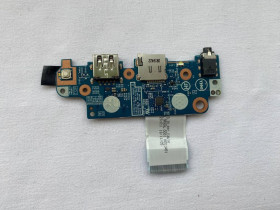 Шлейфи Шлейфы ^/--/^ Дод. плата з USB, audio, карт-рідером та кнопкою ввімкнення 0 /--/ KR /--/ 8 /--/ F /--/ 3 для ноутбука Dell Latitude 3310 ^_^^^ Дод. плата с USB, audio, карт-ридером и кнопкой включения 0 /--/ KR /--/ 8 /--/ F /--/ 3 для ноутбука Dell Latitude 3310 - фото фото фото