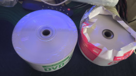 Диски Диски ^/--/^ диски CD-R/ DVD-R - фото фото фото