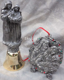 Статуетки, Скульптури, Фігурки, Фарфор Статуэтки, Скульптуры, Фигурки, Фарфор ^/--/^ Комплект Святое семейство - медальон и колокольчик МАЙКЛ  РИКЕР  (Michael Ricker) ^_^^^ Святе сімейство - медальйон і дзвіночок МАЙКЛ РІКЕР (Michael Ricker) - фото фото фото
