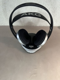 Навушники, гарнітури Наушники, гарнитуры ^/--/^ AKG K 915 Цифрові бездротові стереонавушники для телебачення, фільмів, ігор і музики ^_^^^ AKG K 915 Цифровые беспроводные стереонаушники для телевидения, фильмов, игр и музыки - фото фото фото