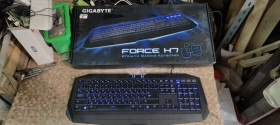 Клавіатури Клавиатуры ^/--/^ Игровая клавиатура с подсветкой Gigabyte Force K /--/ 7 USB № 23191015 ^_^^^ Ігрова клавіатура з підсвіткою Gigabyte Force K /--/ 7 USB No 23191015 - фото фото фото