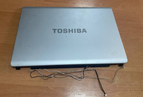 Корпуса Корпуса ^/--/^ Крышка матрицы  для Toshiba L /--/ 350-107 ^_^^^ Кришка матриці для Toshiba L /--/ 350-107 - фото фото фото