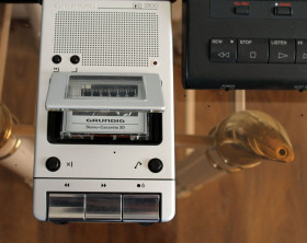 Диктофони Диктофоны ^/--/^ Диктофон Grundig dt 2300 топ - фото фото фото