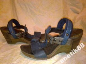 Босоніжки Босоножки ^/--/^ Босоножки =CLARKS= 100% нат.кожа РУМЫНИЯ ориг. 41 /--/ р ^_^^^ Босоніжки = CLARKS= 100% нат. шкіра румунію ориг. 41 /--/ р - фото фото фото